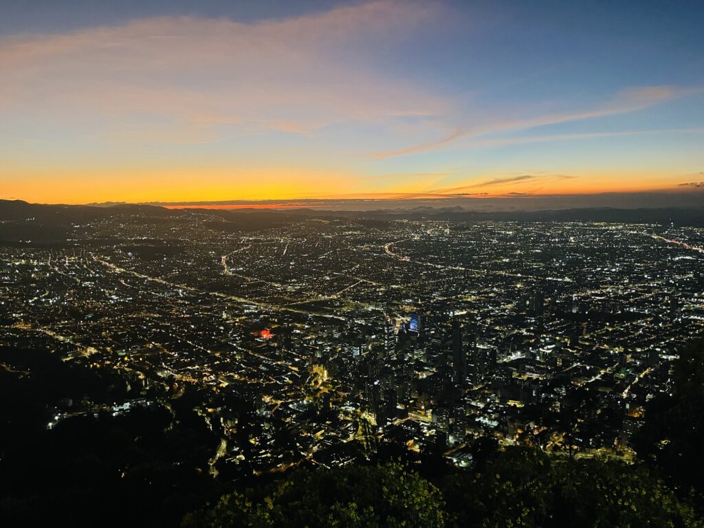 モンセラートの丘からの眺めの写真